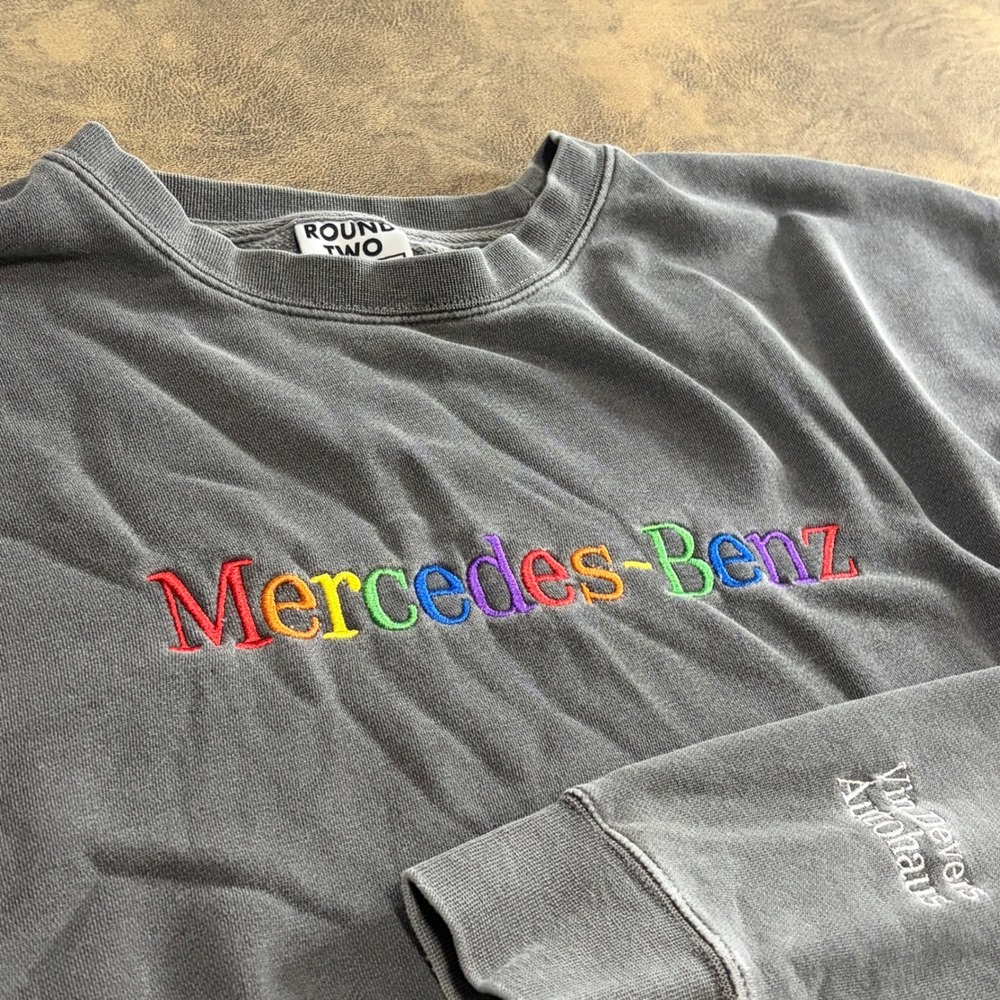 Round Two Mercedes-Benz Sweatshirt Mens XL Grey Rainbow Logo Crewneck 8168